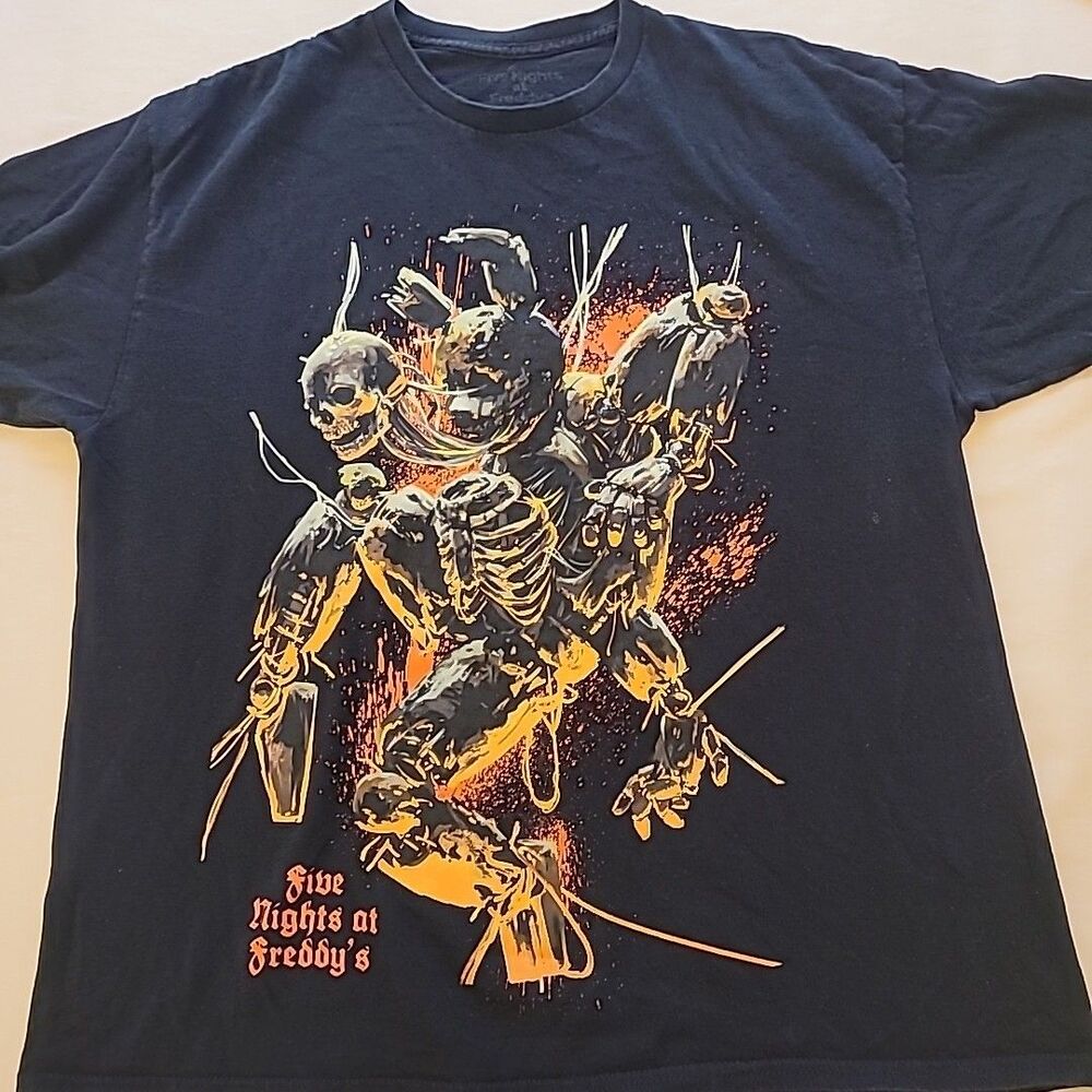HOT TOPIC EXCULSIVE Five Nights at Freddy's Black Graphic Print T-Shirt Size XL